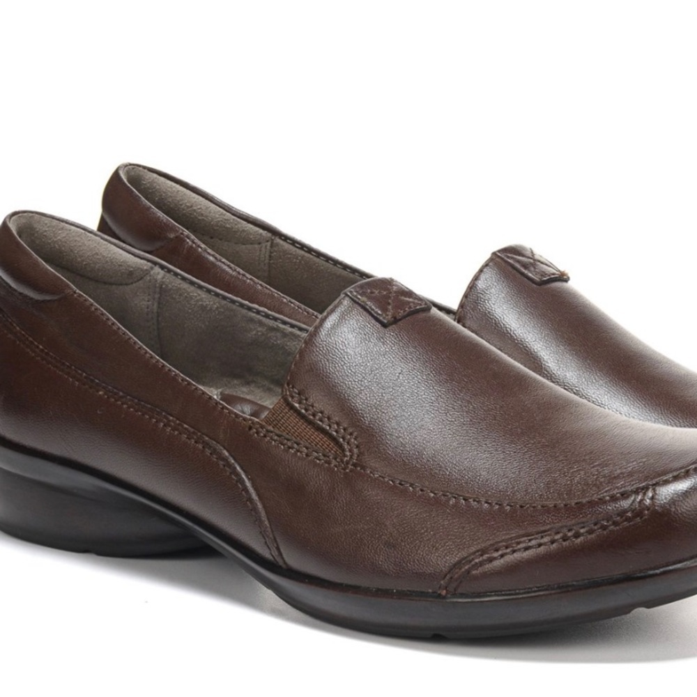 Naturalizer Channing Bridal Brown Loafer